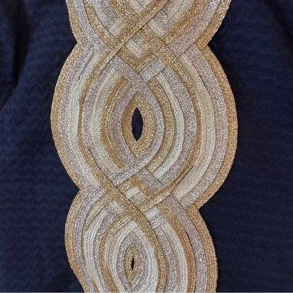 Lilly Pulitzer Valli Shift Dress Navy Gold Figure Flattering notch neckline 4 - Picture 3 of 6